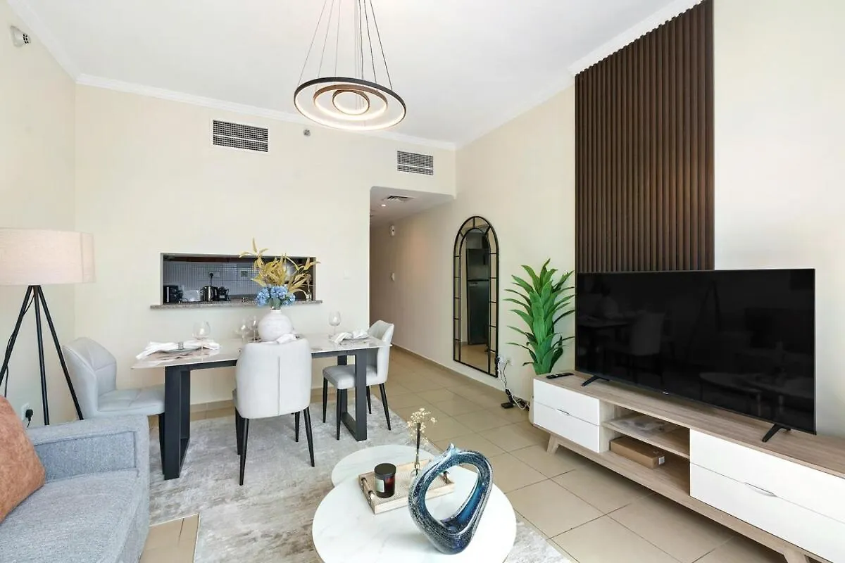Apartment Duplex 1Br With Lake Views Dubai