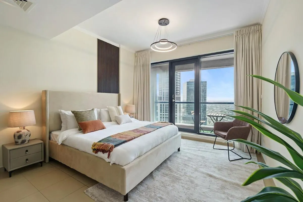 Duplex 1Br With Lake Views Dubai
